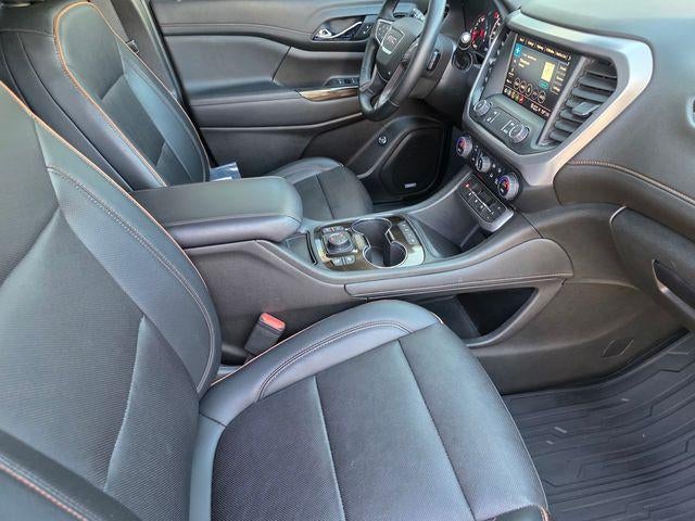 2023 GMC Acadia AWD AT4