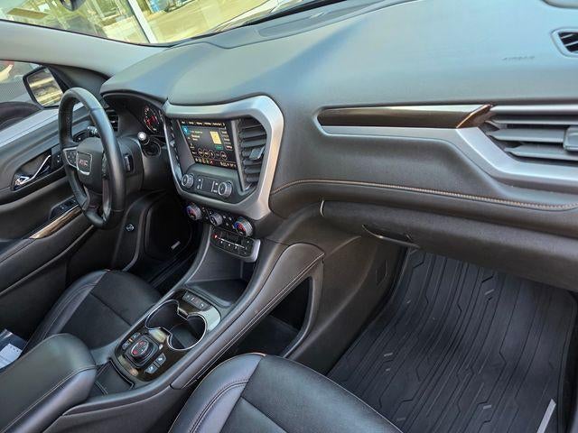 2023 GMC Acadia AWD AT4