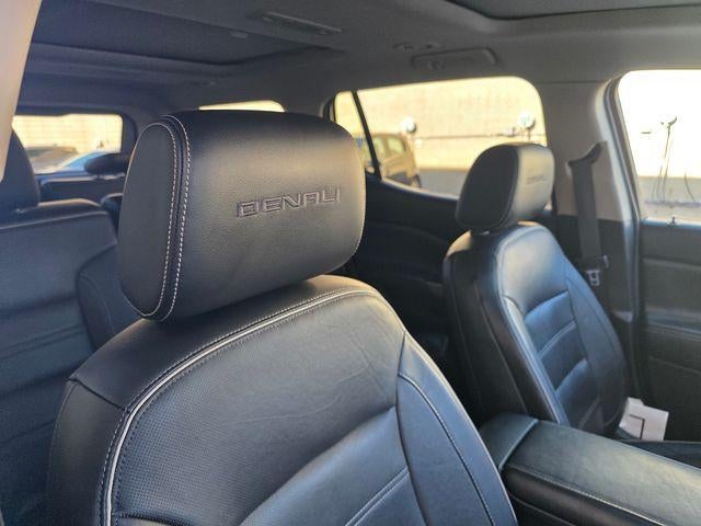 2017 GMC Acadia AWD Denali