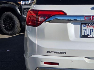 2017 GMC Acadia AWD Denali