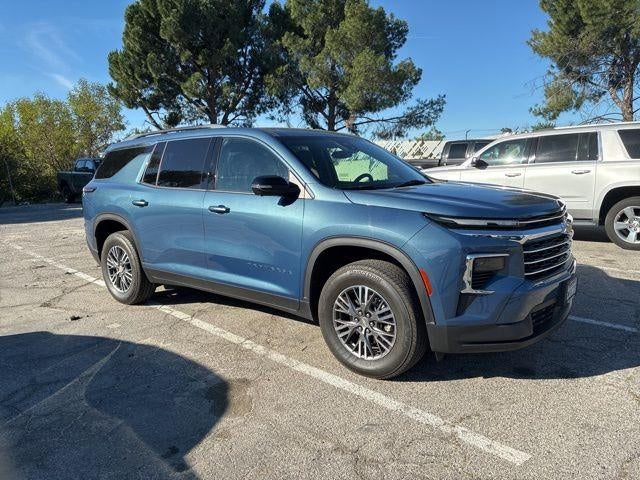 2024 Chevrolet Traverse LT w/1LT