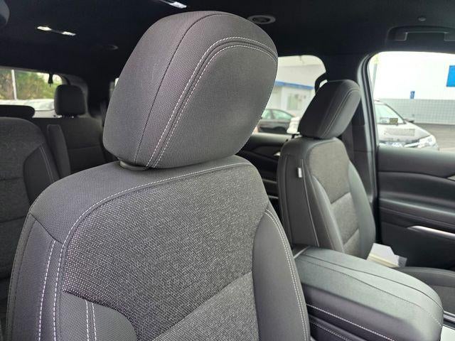 2024 Chevrolet Traverse LT w/1LT