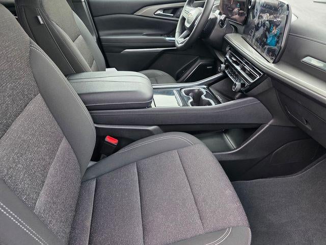 2024 Chevrolet Traverse LT w/1LT