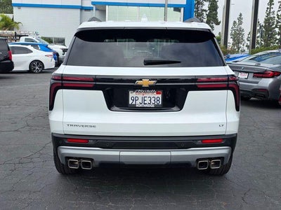 2024 Chevrolet Traverse LT w/1LT