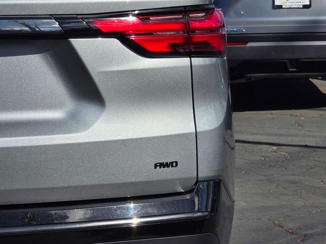 2023 Chevrolet Traverse AWD 1LZ