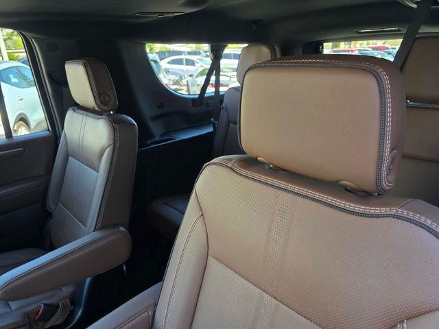 2025 Chevrolet Suburban 4WD High Country