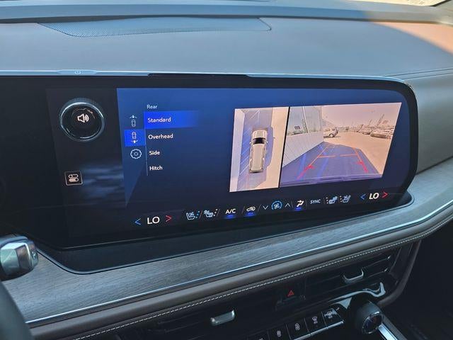 2025 Chevrolet Suburban 4WD High Country