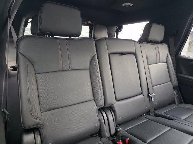 2025 Chevrolet Tahoe 4WD RST