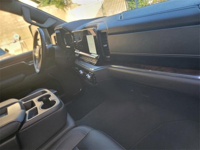 2024 GMC Sierra 2500 HD Crew Cab Standard Box 4-Wheel Drive SLT