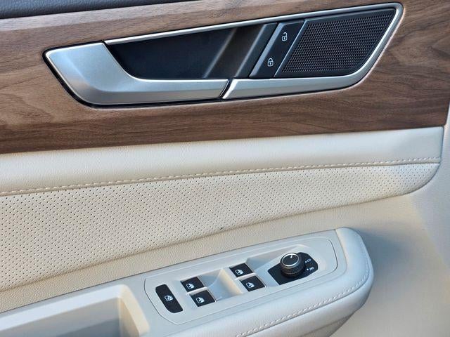 2024 Volkswagen Atlas 2.0T SE FWD