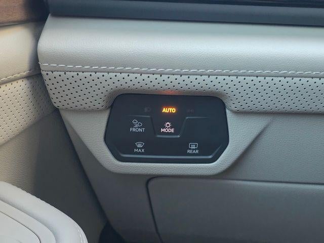 2024 Volkswagen Atlas 2.0T SE FWD