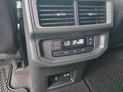 2024 Volkswagen Atlas 2.0T SE w/Technology FWD