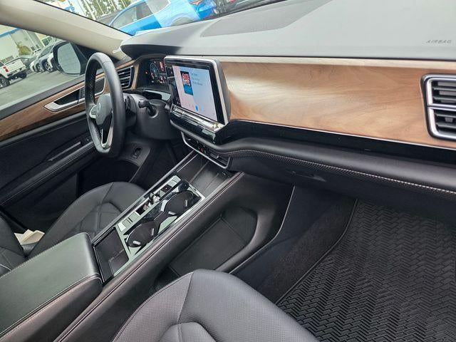 2024 Volkswagen Atlas 2.0T SE w/Technology FWD