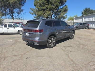 2024 Volkswagen Atlas 2.0T SE w/Technology FWD