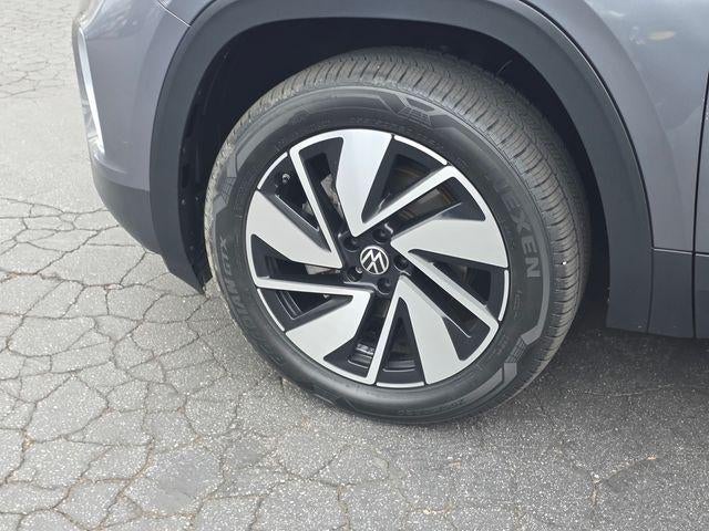 2024 Volkswagen Atlas 2.0T SE w/Technology FWD