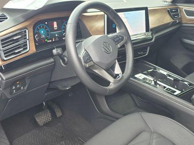 2024 Volkswagen Atlas 2.0T SE w/Technology FWD
