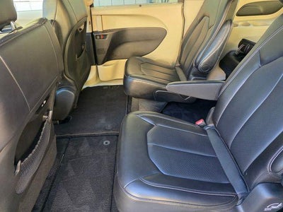 2023 Chrysler Pacifica Touring L FWD