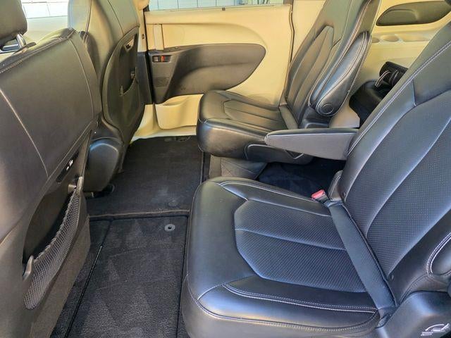 2023 Chrysler Pacifica Touring L FWD