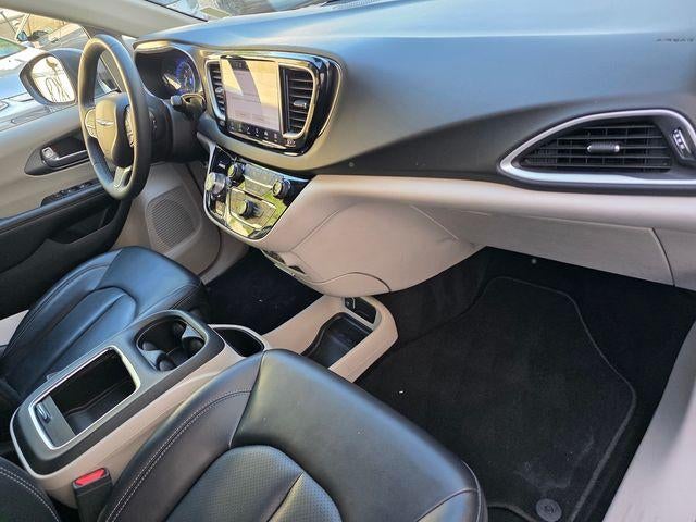 2023 Chrysler Pacifica Touring L FWD