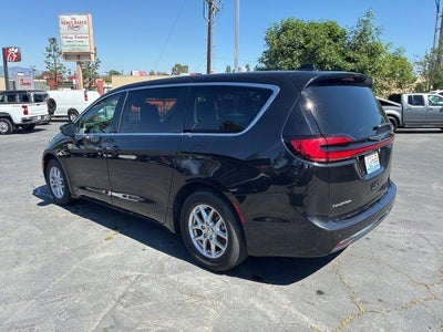 2023 Chrysler Pacifica Touring L FWD
