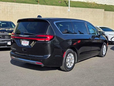 2023 Chrysler Pacifica Touring L FWD