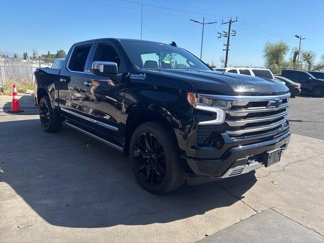 2025 Chevrolet Silverado 1500 Crew Cab Short Box 4-Wheel Drive High Country