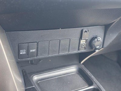 2015 Toyota RAV4 FWD 4dr XLE (GS)