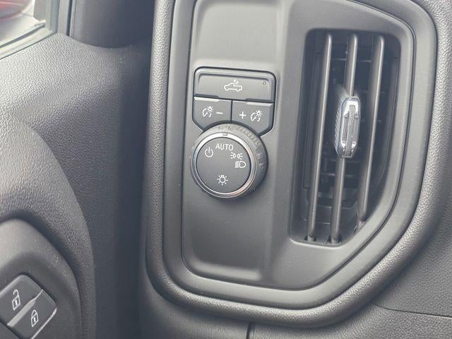 2023 Chevrolet Silverado 1500 Crew Cab Short Box 2-Wheel Drive Custom