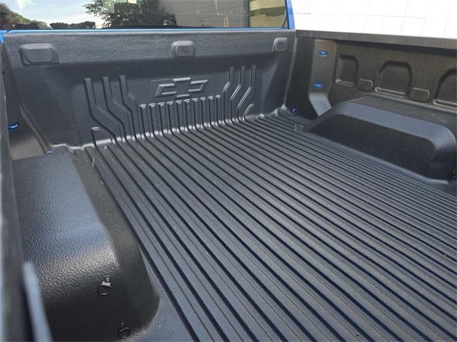 2022 Chevrolet Silverado 1500 Crew Cab Short Box 2-Wheel Drive Custom