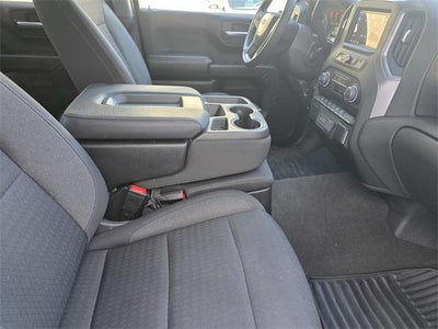 2022 Chevrolet Silverado 1500 Crew Cab Short Box 2-Wheel Drive Custom