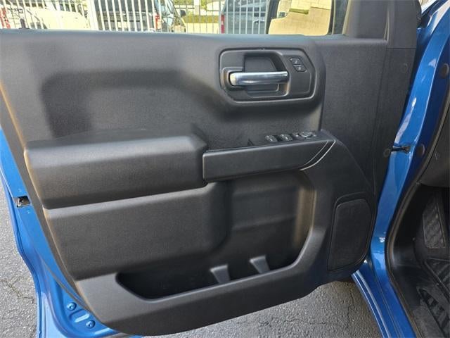 2022 Chevrolet Silverado 1500 Crew Cab Short Box 2-Wheel Drive Custom