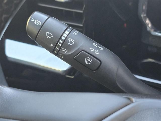 2023 Chevrolet Silverado 1500 Crew Cab Short Box 2-Wheel Drive RST