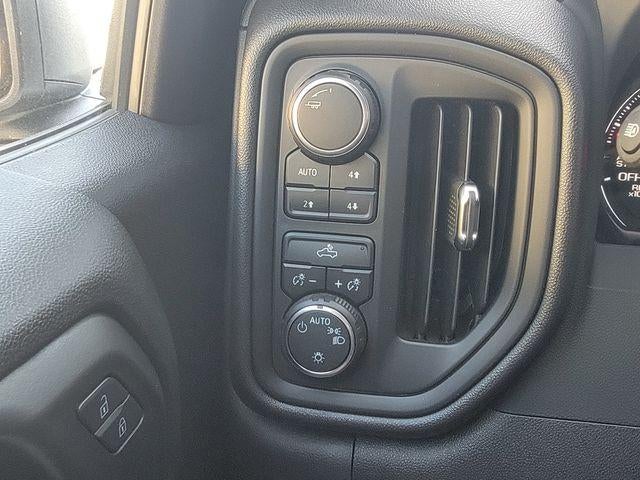 2024 Chevrolet Silverado 1500 Crew Cab Short Box 4-Wheel Drive Custom Trail Boss