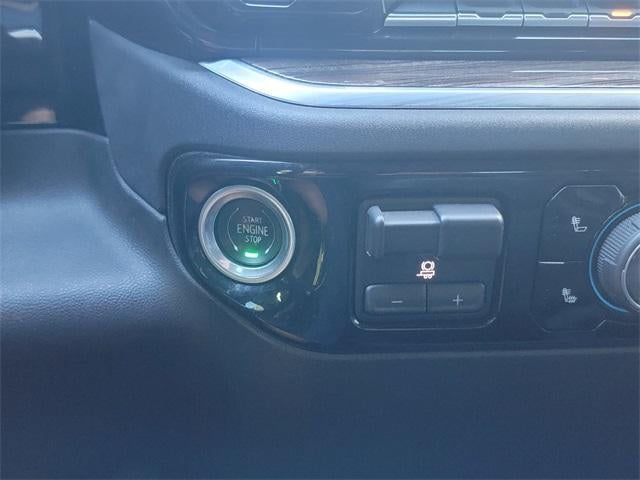 2022 Chevrolet Silverado 1500 Crew Cab Short Box 4-Wheel Drive LT Trail Boss