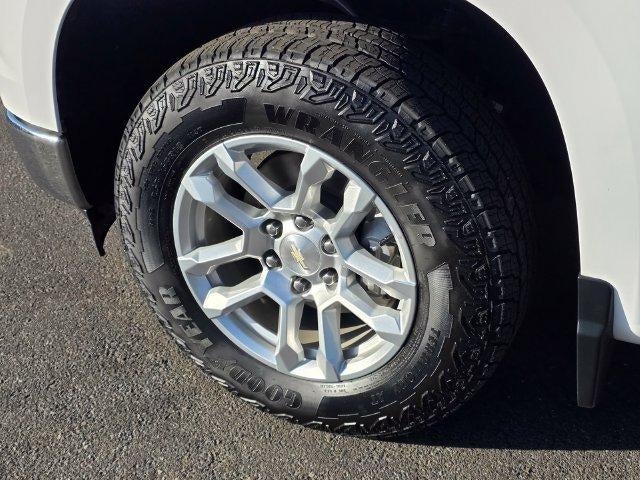 2023 Chevrolet Silverado 1500 Crew Cab Short Box 4-Wheel Drive LT 2FL
