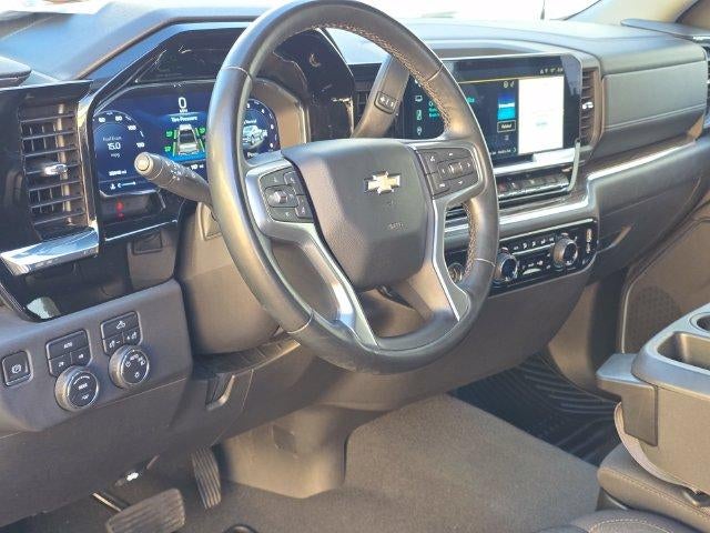 2023 Chevrolet Silverado 1500 Crew Cab Short Box 4-Wheel Drive LT 2FL