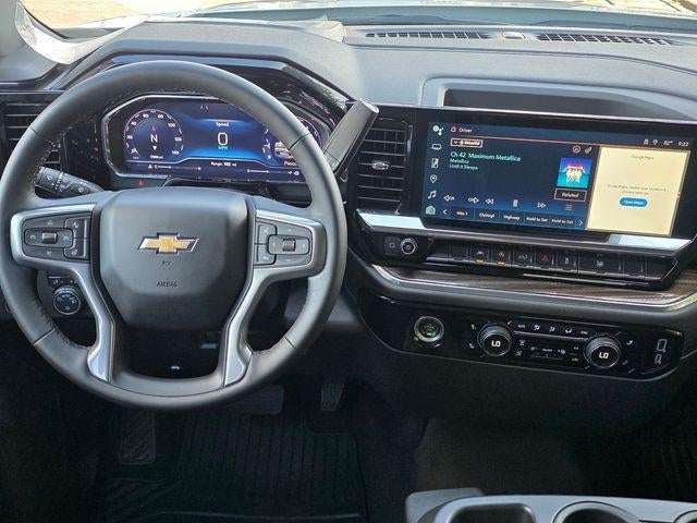 2024 Chevrolet Silverado 1500 Crew Cab Short Box 4-Wheel Drive LT 2FL