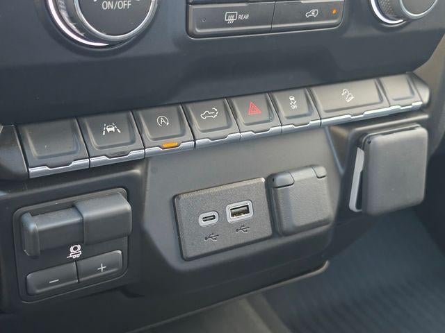 2026 Chevrolet Silverado 1500 Crew Cab Short Box 4-Wheel Drive Custom Trail Boss