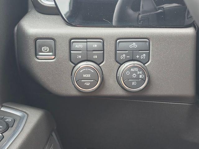 2024 Chevrolet Silverado 1500 Crew Cab Short Box 4-Wheel Drive LT Trail Boss
