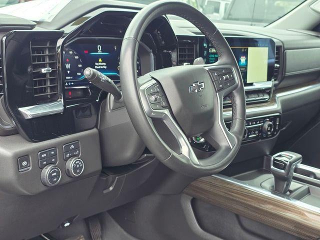 2024 Chevrolet Silverado 1500 Crew Cab Short Box 4-Wheel Drive LT Trail Boss