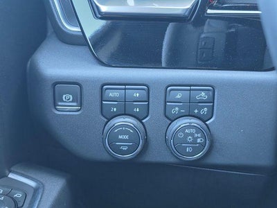 2026 Chevrolet Silverado 1500 Crew Cab Short Box 4-Wheel Drive LT Trail Boss