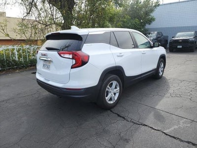 2024 GMC Terrain FWD 4dr SLE