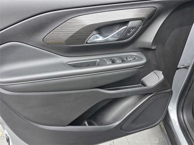 2024 GMC Terrain FWD 4dr SLE