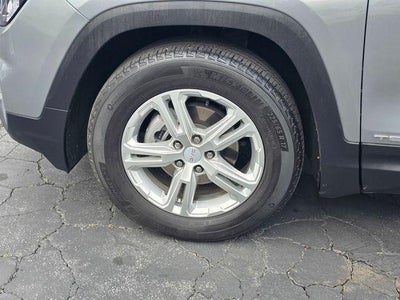 2024 GMC Terrain FWD 4dr SLE