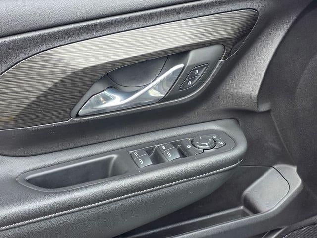 2024 GMC Terrain FWD 4dr SLE