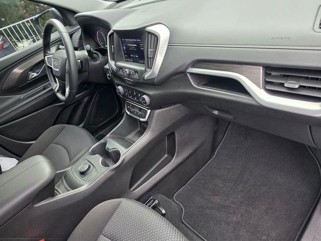 2024 GMC Terrain FWD 4dr SLE