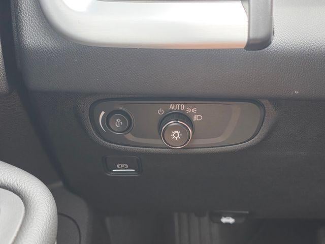 2024 GMC Terrain FWD 4dr SLE