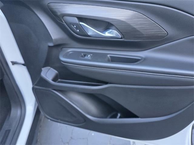 2024 GMC Terrain FWD 4dr SLT