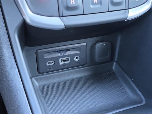 2024 GMC Terrain FWD 4dr SLT