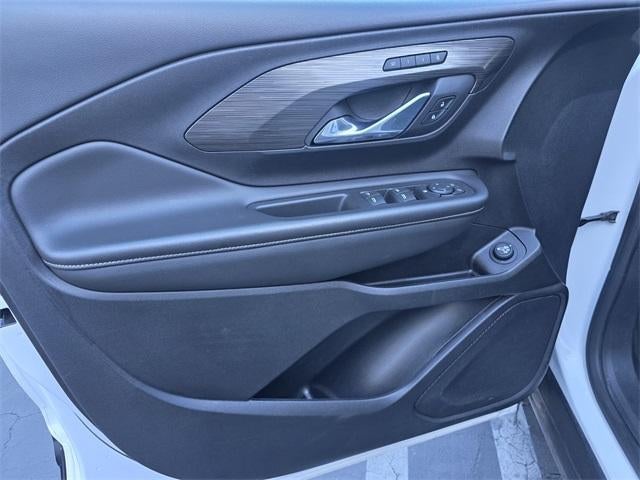 2024 GMC Terrain FWD 4dr SLT